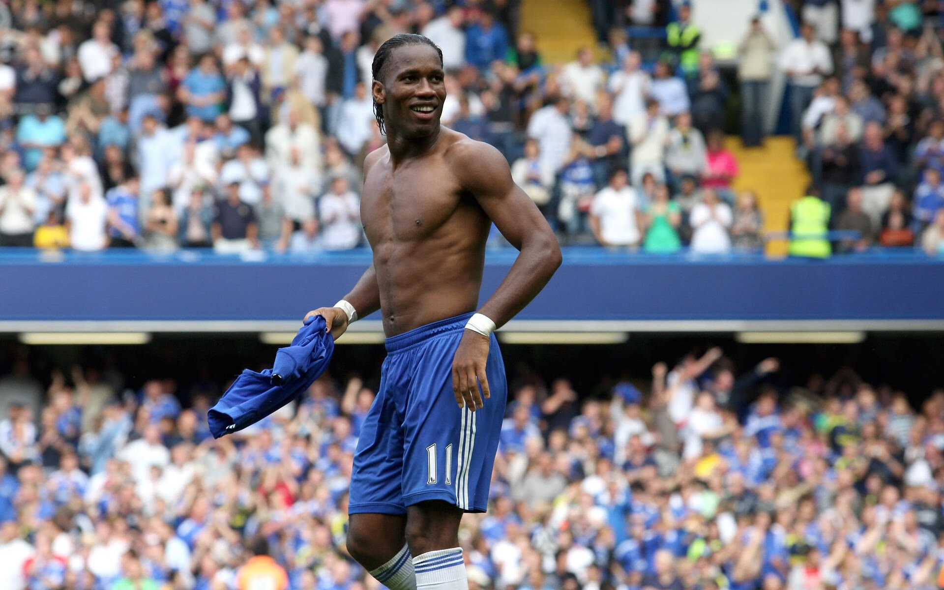 巴西马术队在巴黎奥运会障碍赛团体决赛中获得铜牌,展现出色表现。